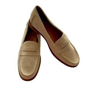 BORN Light Cream Suede Leather Penny Loafers. Like new. Size. 8.5